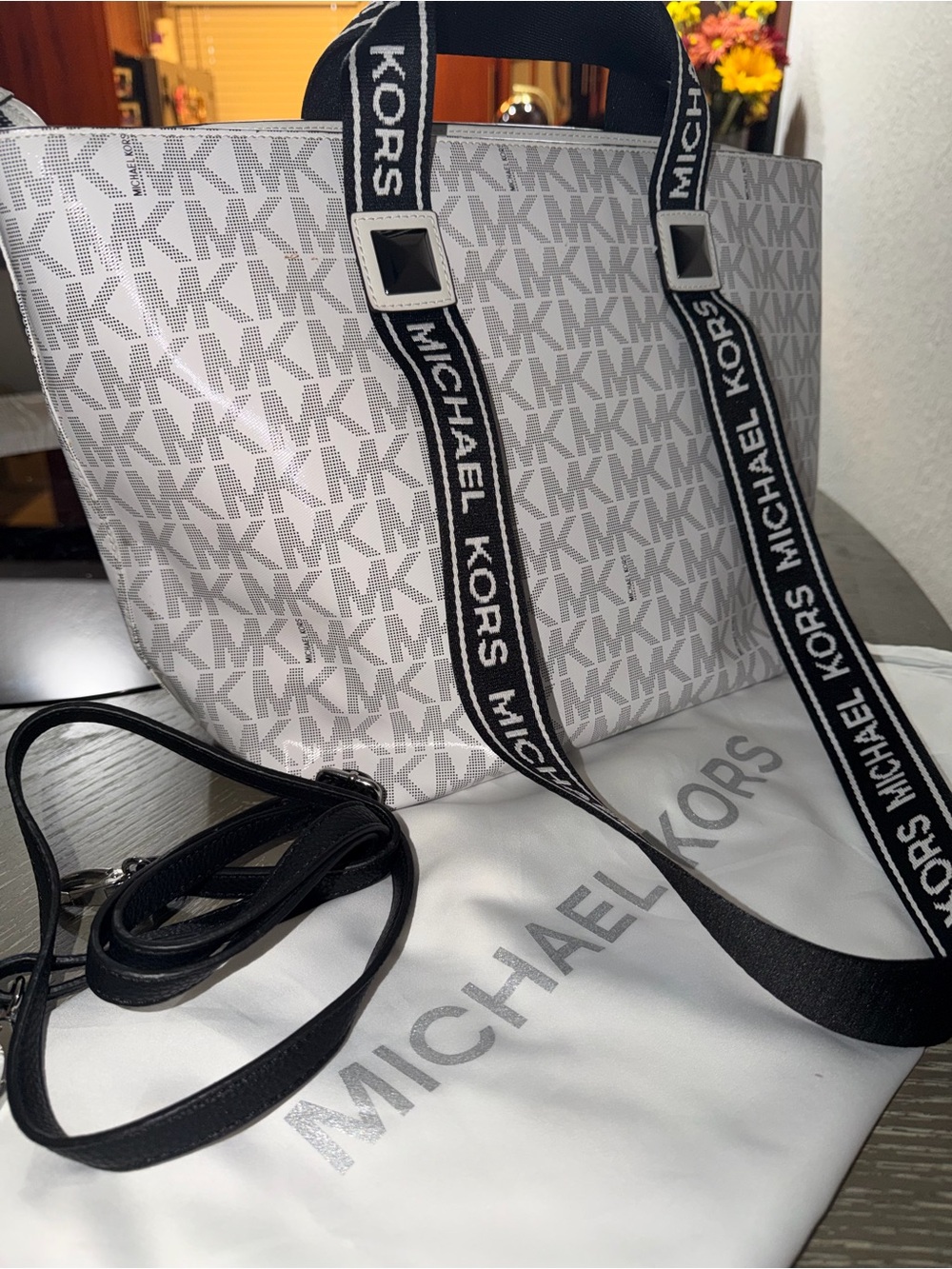 2019 Michael Kors White Purse with Black Strap